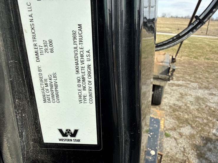 2018-western-star-4700sb-image-41