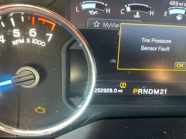 2016-ford-f150-lariat-image-26