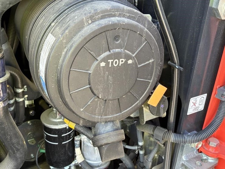 2024-kubota-svl75-3-image-21