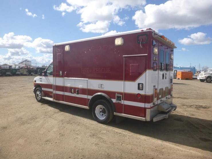 2005-ford-e450-image-4