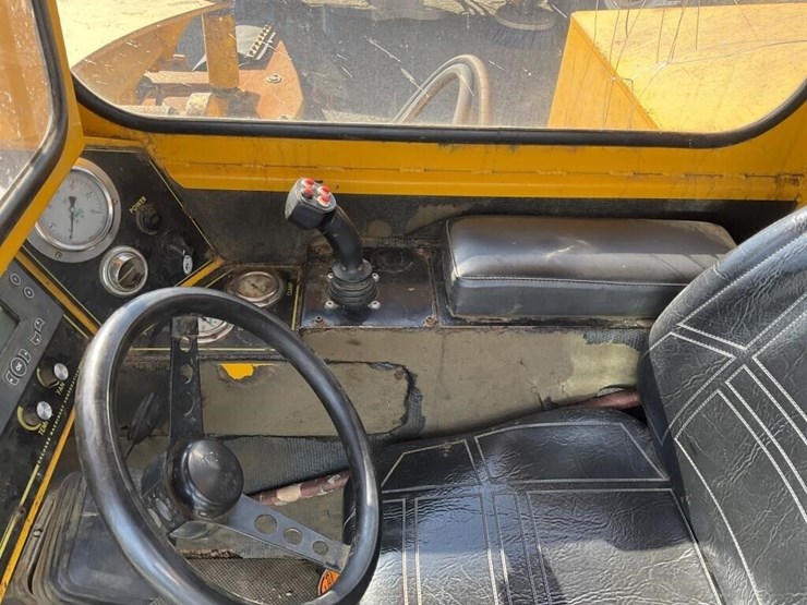 omc-sprint-side-shooter-s.p.-orchard-shaker-image-21