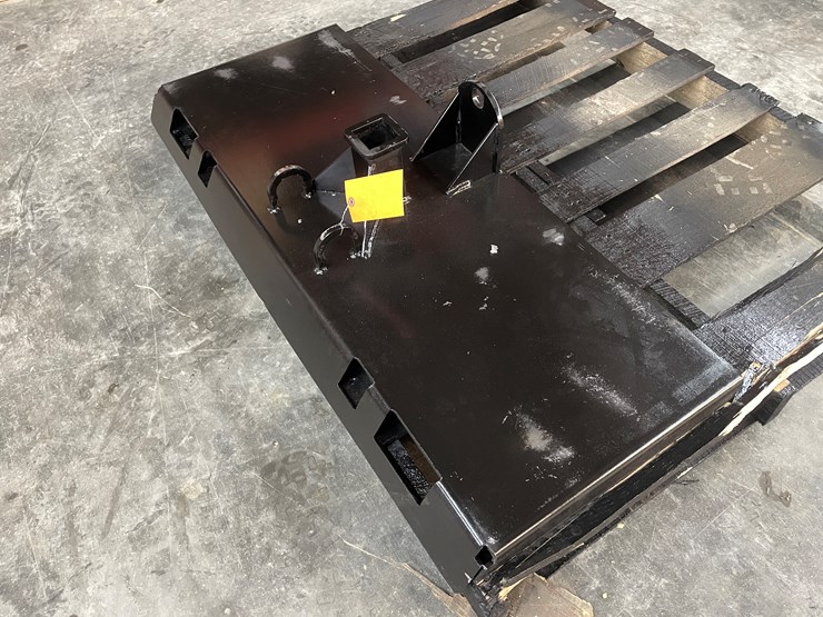 #2481-•-skid-steer-receiver-hitch-plate-with-fifth-wheel-ball-image-1