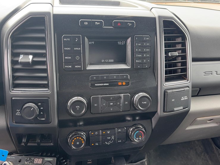 2019-ford-f350-image-16