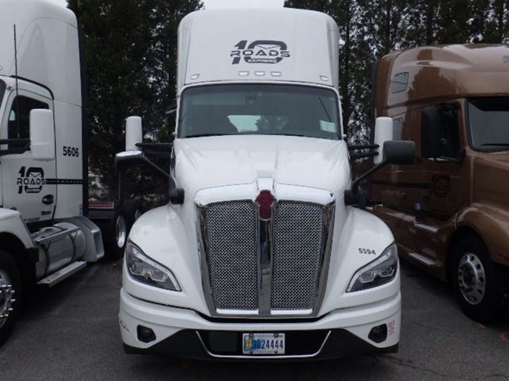 2024-kenworth-t680-image-3