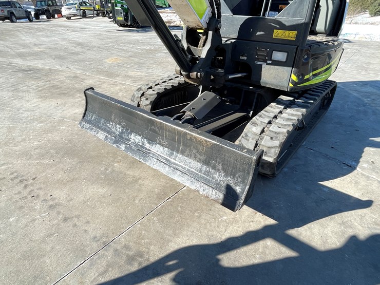 2021-bobcat-e32i-image-14