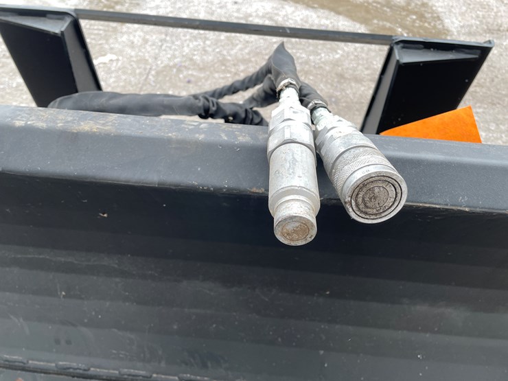 #4905-•-vrskine-mini-skid-steer-mount-48"-hydraulic-snow-plow-image-5