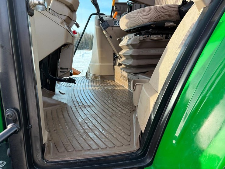 john-deere-6120m-image-39