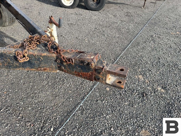 willmar-seed-tender-trailer-image-5