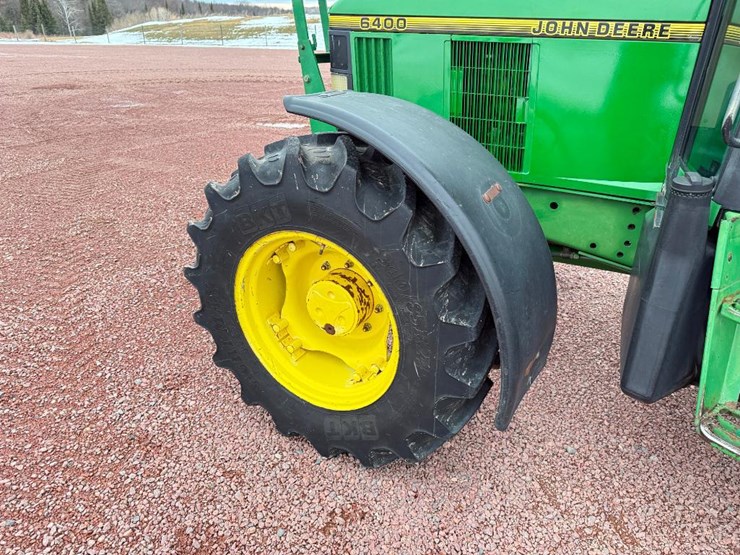 john-deere-6400-image-11