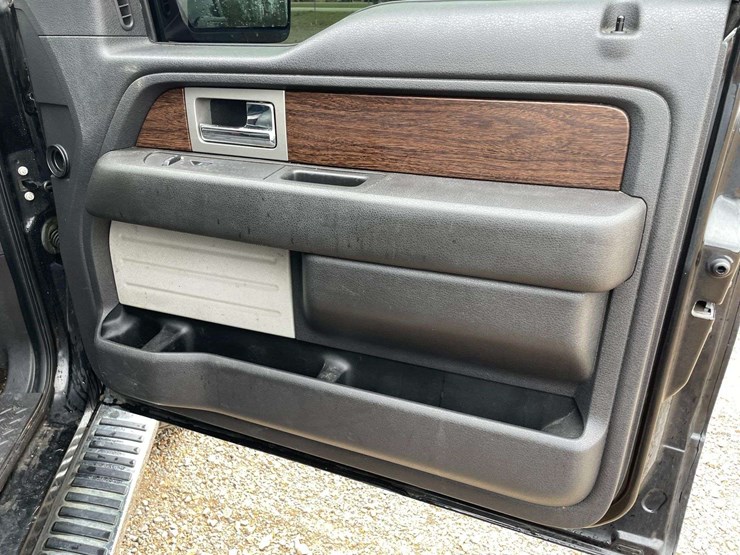 2014-ford-f150-lariat-image-17