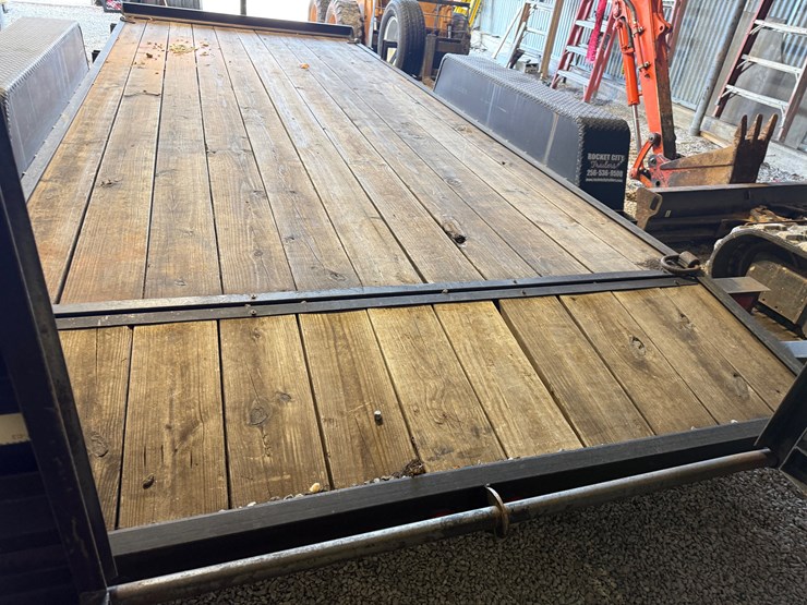 #6-•-18’-x-82”-equipment-trailer-image-8