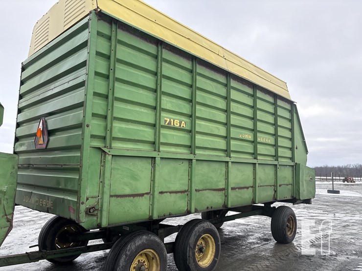 john-deere-716a-image-11