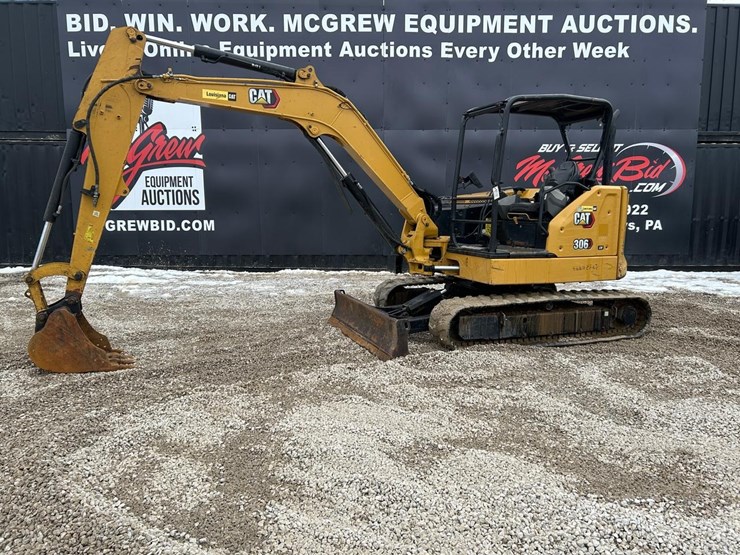 2021-caterpillar-306-image-1