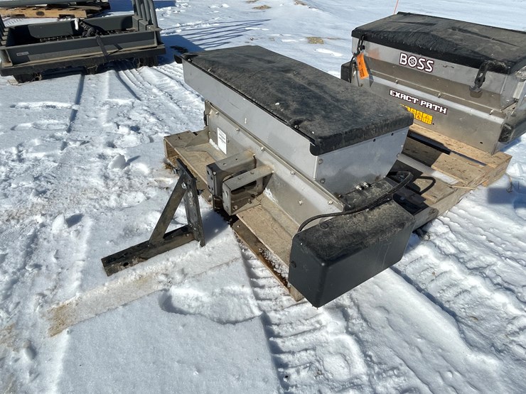 #4948-•-boss-exact-path-drop-salt-spreader-image-7