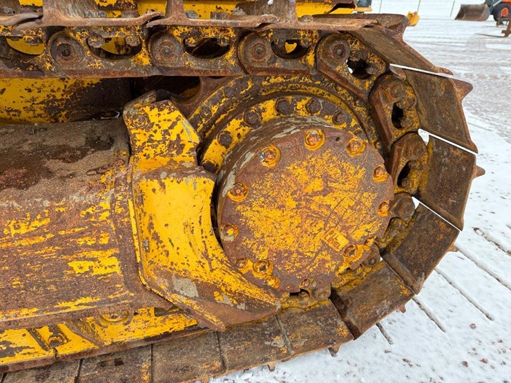 komatsu-d37ex-21-image-11