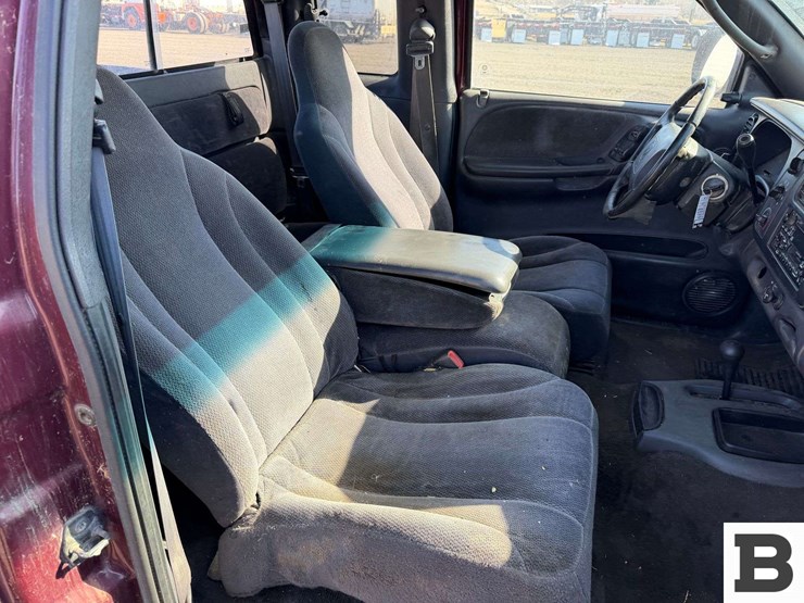 2000-dodge-dakota-image-24