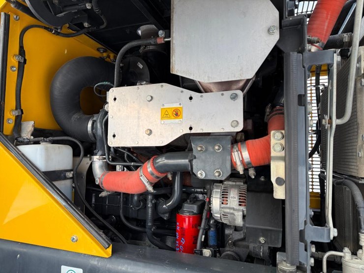 komatsu-wa320-7-image-25