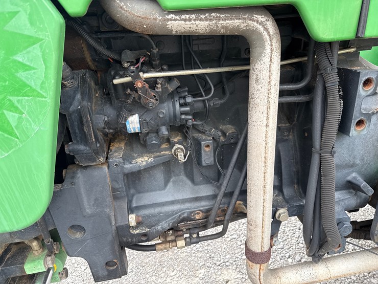 john-deere-5205-image-10