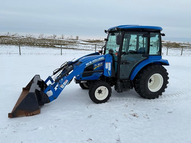 new-holland-boomer-37-image-1