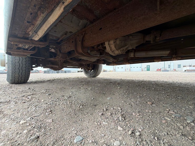 2000-ford-f350-image-13