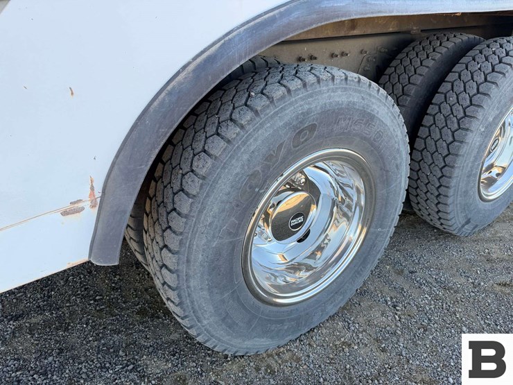 2011-international-workstar-7400-image-31