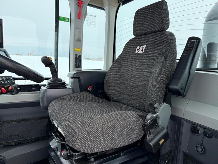 caterpillar-926m-image-65