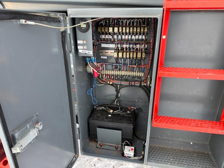 2017-skyjack-sj8841rt-image-32