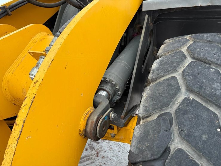 2015-sdlg-lg958l-image-35