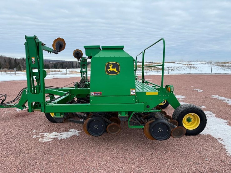 2010-john-deere-1590-image-8