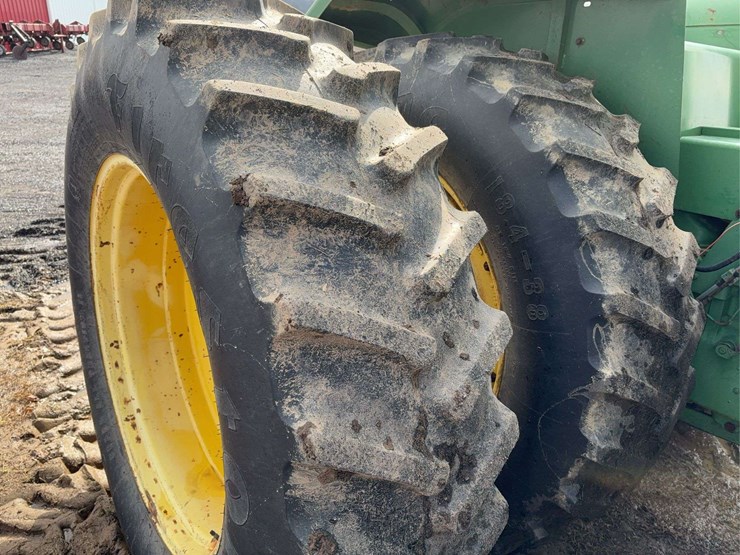 john-deere-8440-image-6