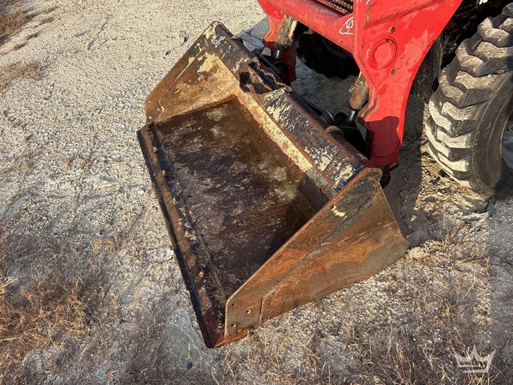 2014-takeuchi-ts50r-image-7