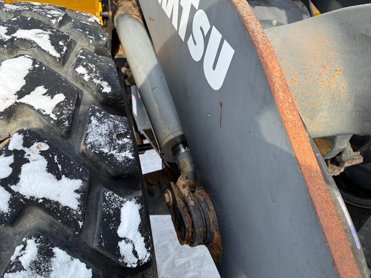 2011-komatsu-wa250pz-6-image-35