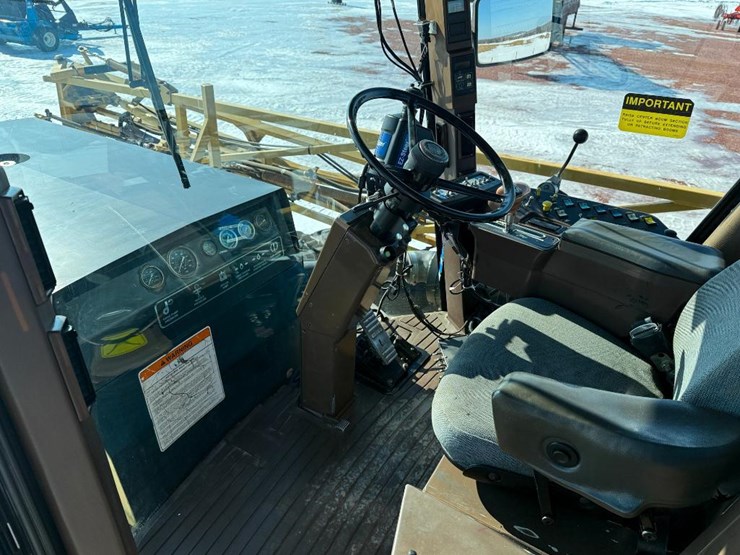 ag-chem-rogator-854-image-38