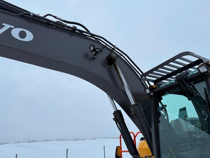 volvo-ec160el-image-36