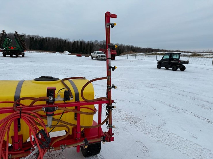 #83-•-lot-83-image-24