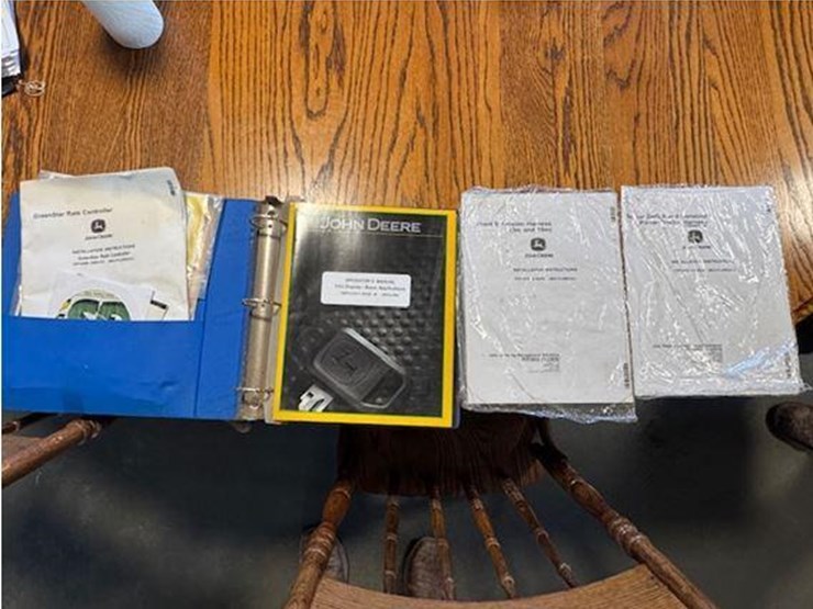 2004-john-deere-4710-image-44