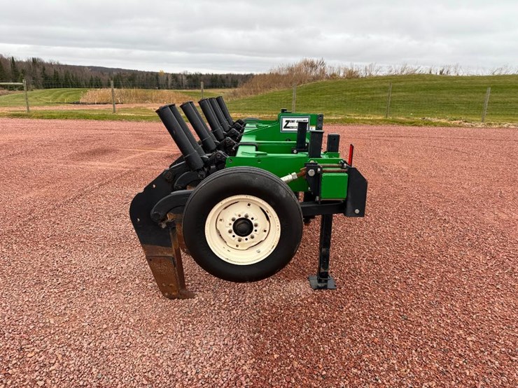 unverferth-zonebuilder-130-image-3