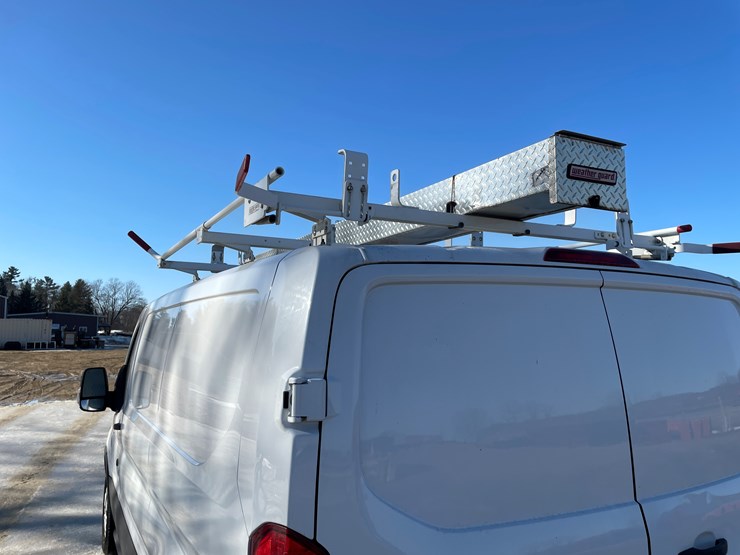 2019-ford-transit-image-23