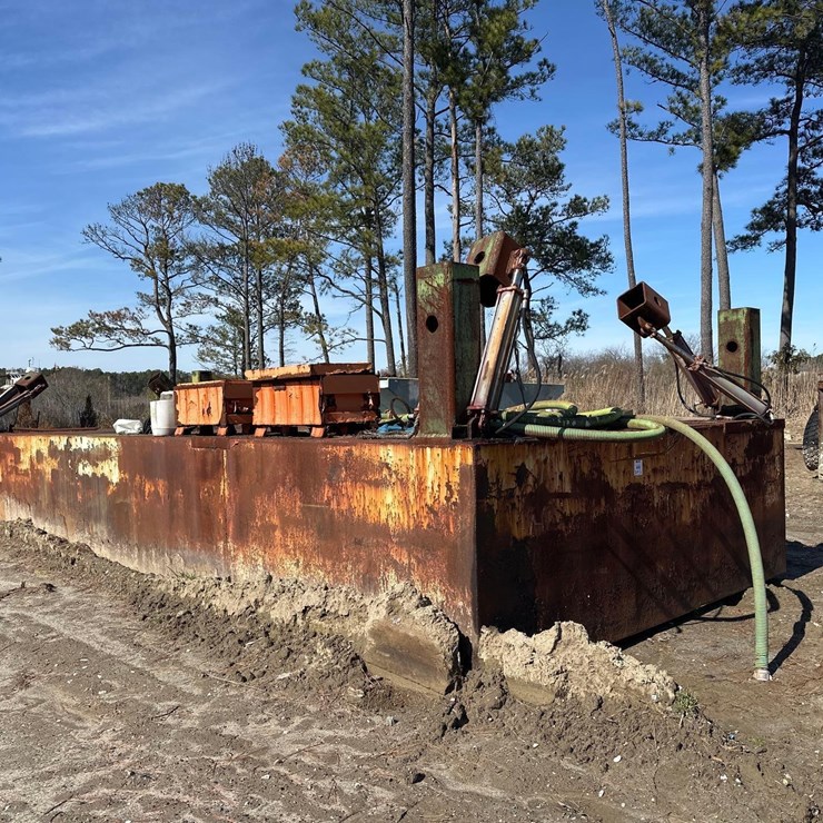 12 X 30FT WORK BARGE