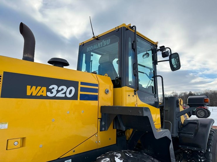 komatsu-wa320-7-image-17