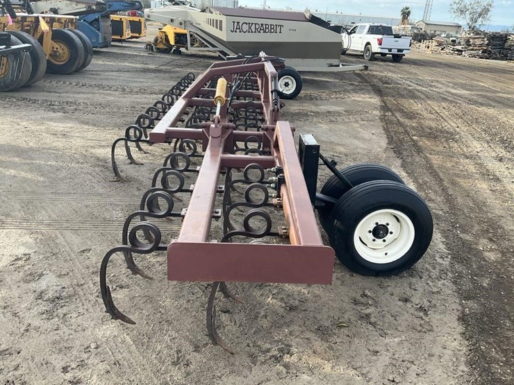 custom-33'-3-pt-fold-up-field-cultivator-image-2