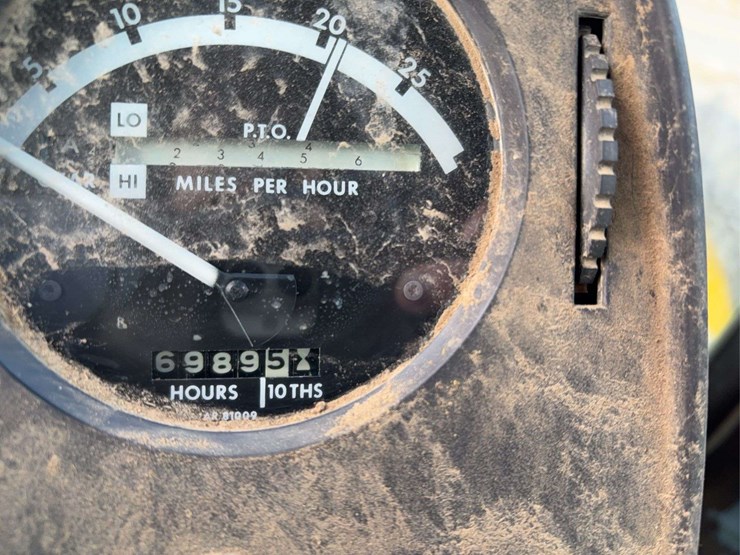 john-deere-8440-image-15