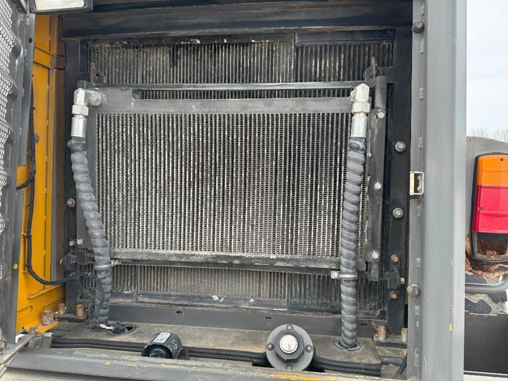 2015-sdlg-lg958l-image-51