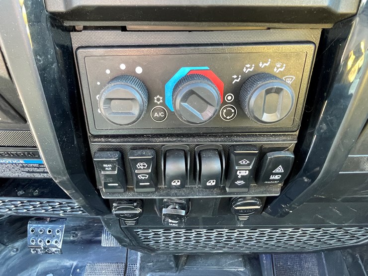 2024-polaris-ranger-image-48