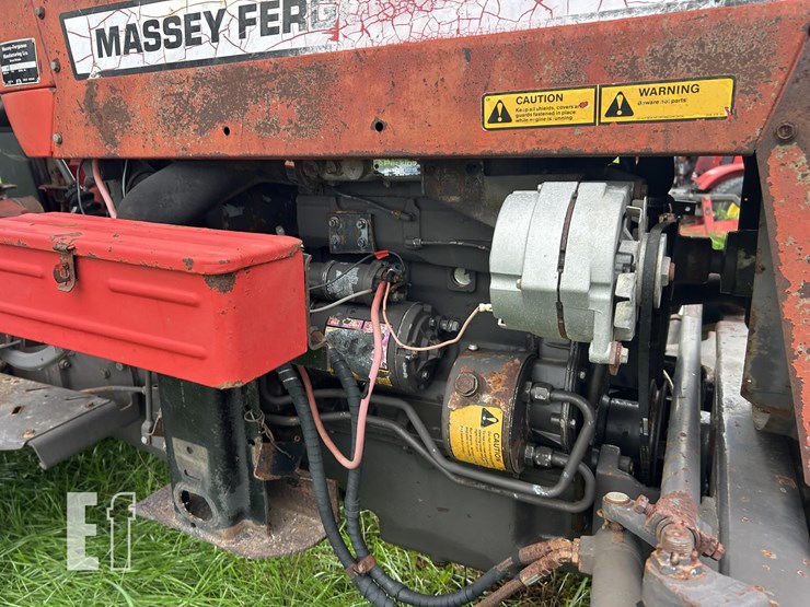 massey-ferguson-240-image-11