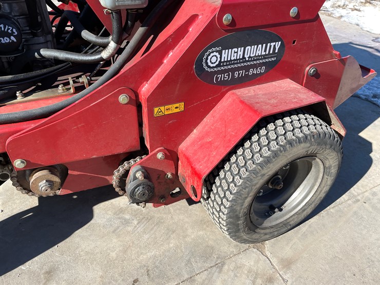 #153-•-toro-28"-aireator-image-16