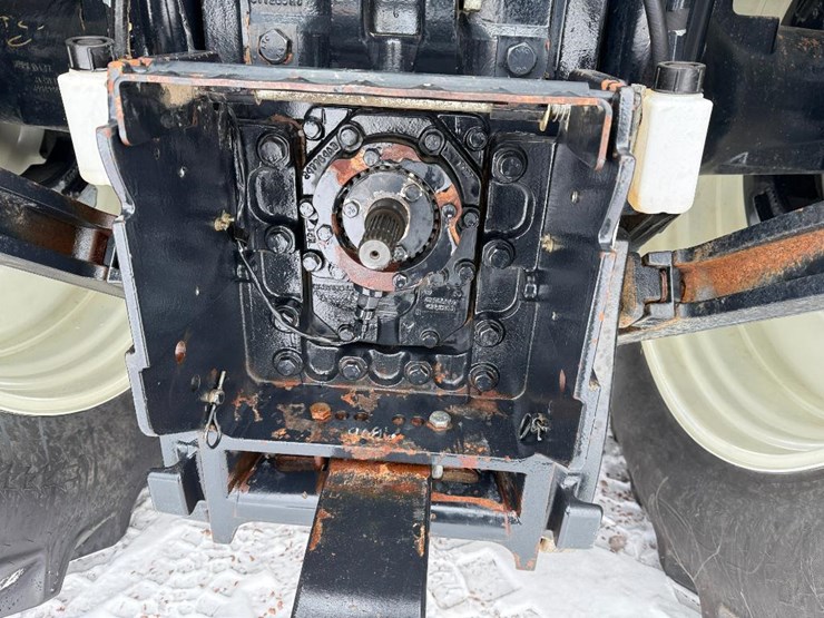 new-holland-t8.320-image-45