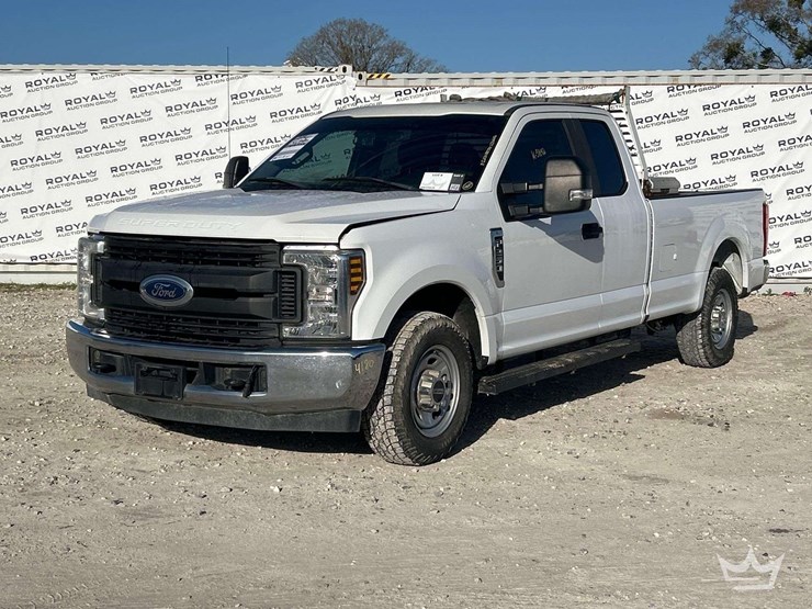 2019-ford-f250-image-1