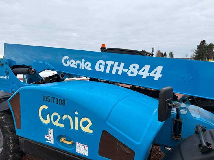 2016-genie-gth844-image-17