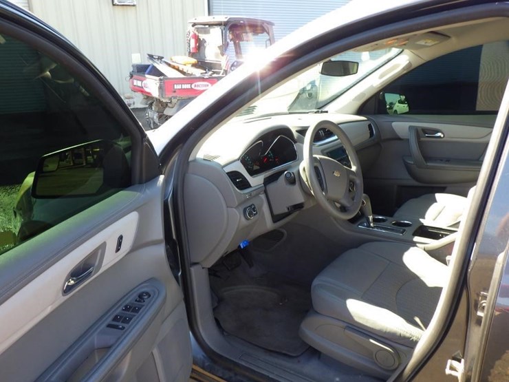 2014-chevrolet-traverse-image-5